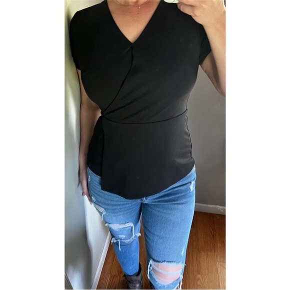 Ann Taylor women’s black wrap top size xsmall - Picture 4 of 12